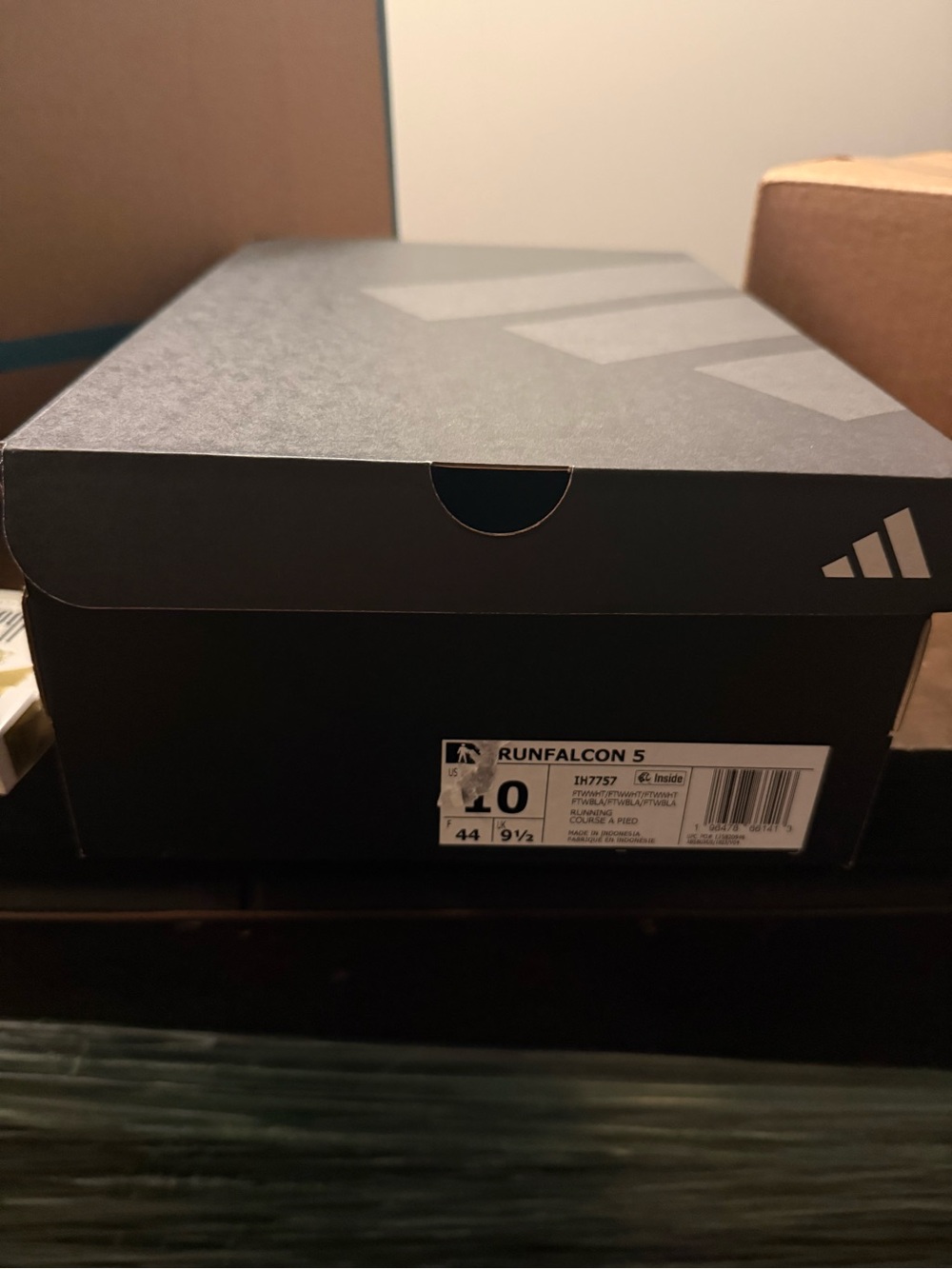 Nike Triple White RUNFALCON 5 Sneakers - Picture 3 of 4